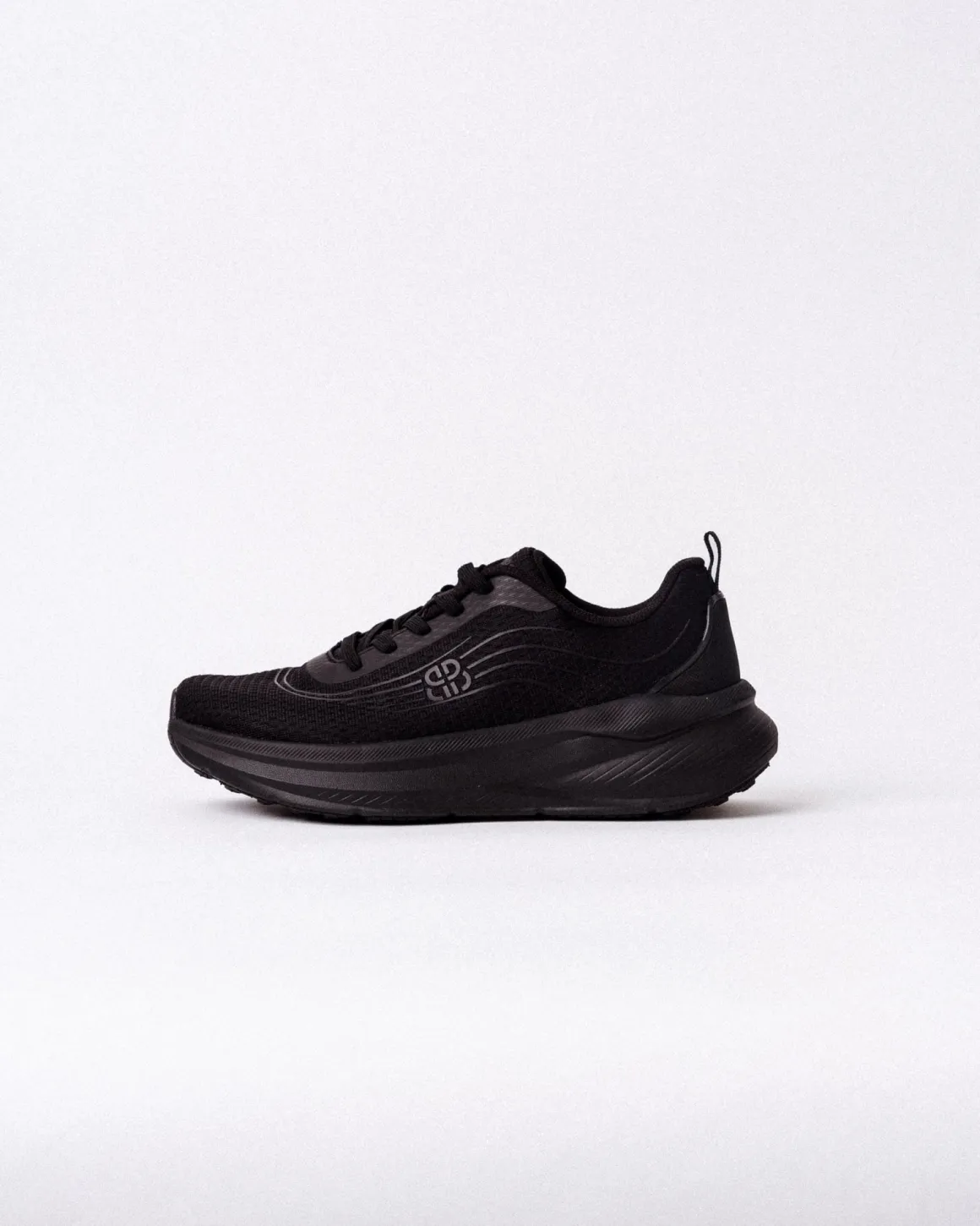 Stride Black/Black