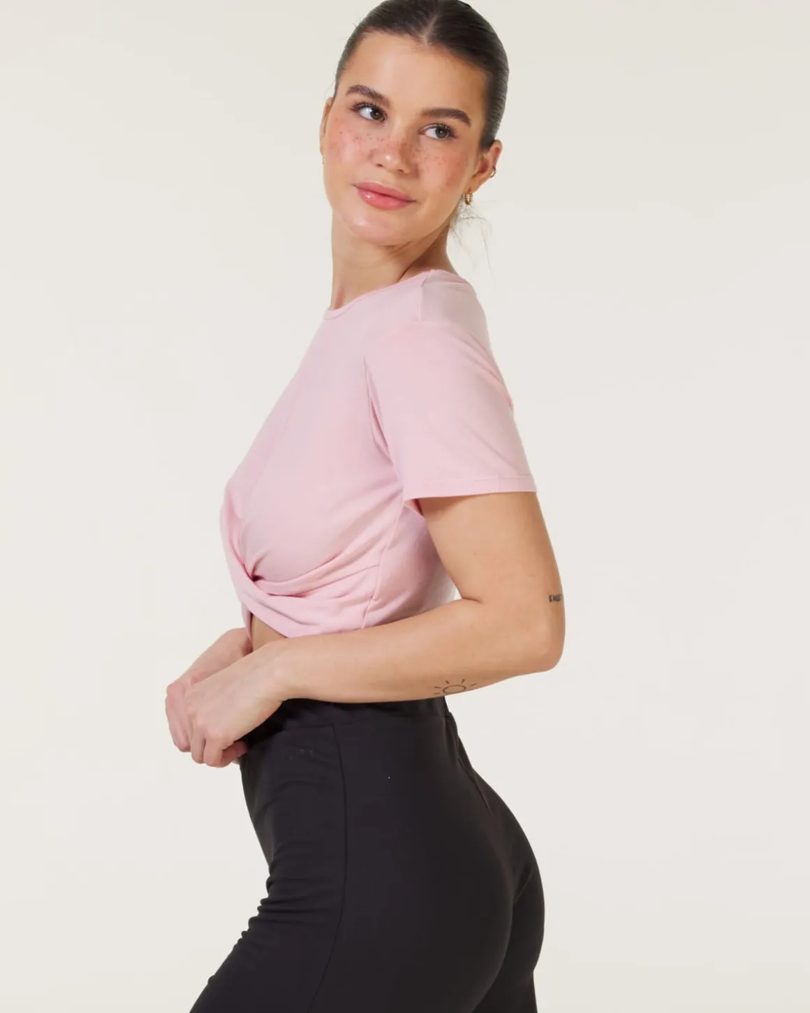 Studio Twist Tee Pink Silver