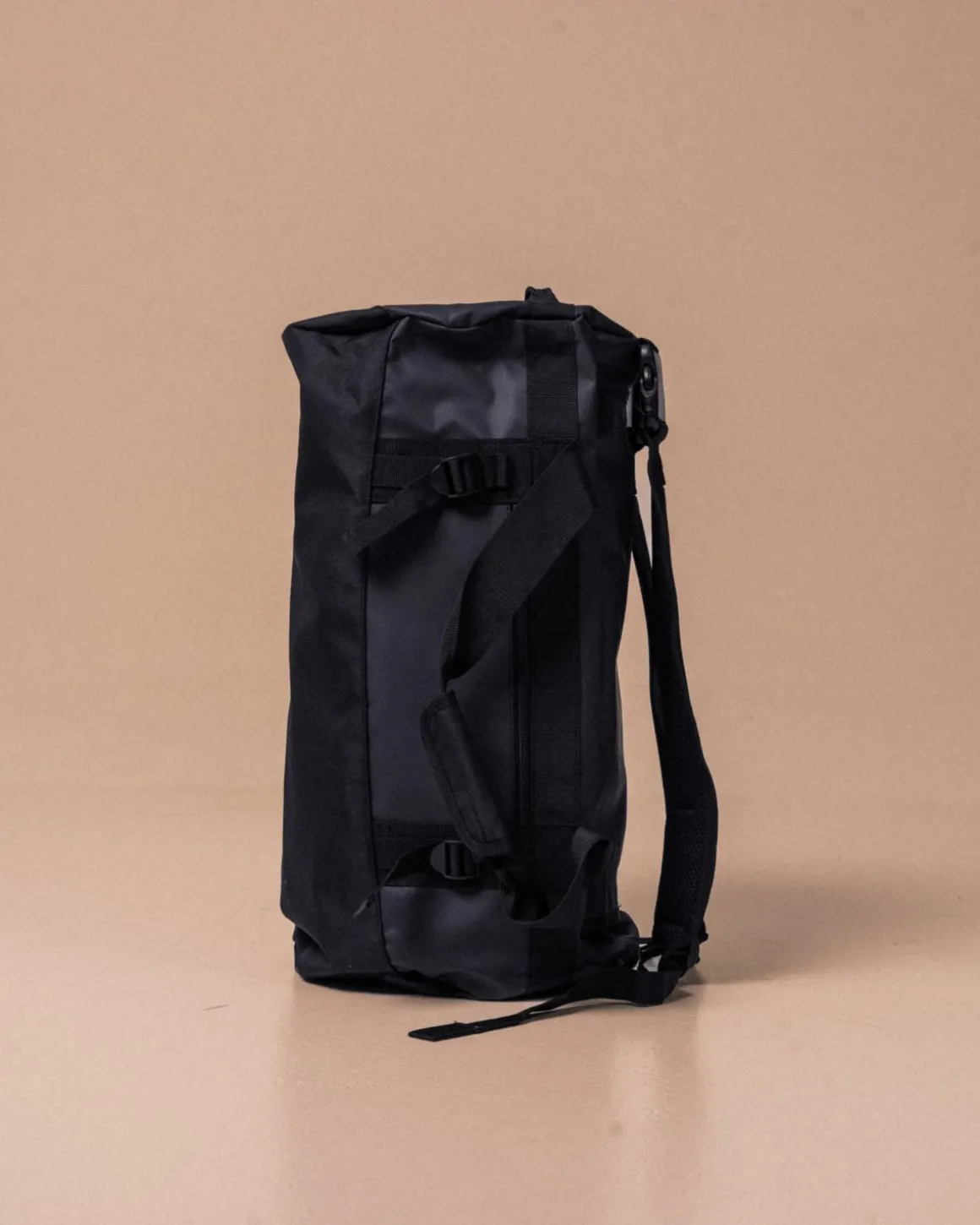 Tarp Duffle Bag 40L Black – One Size