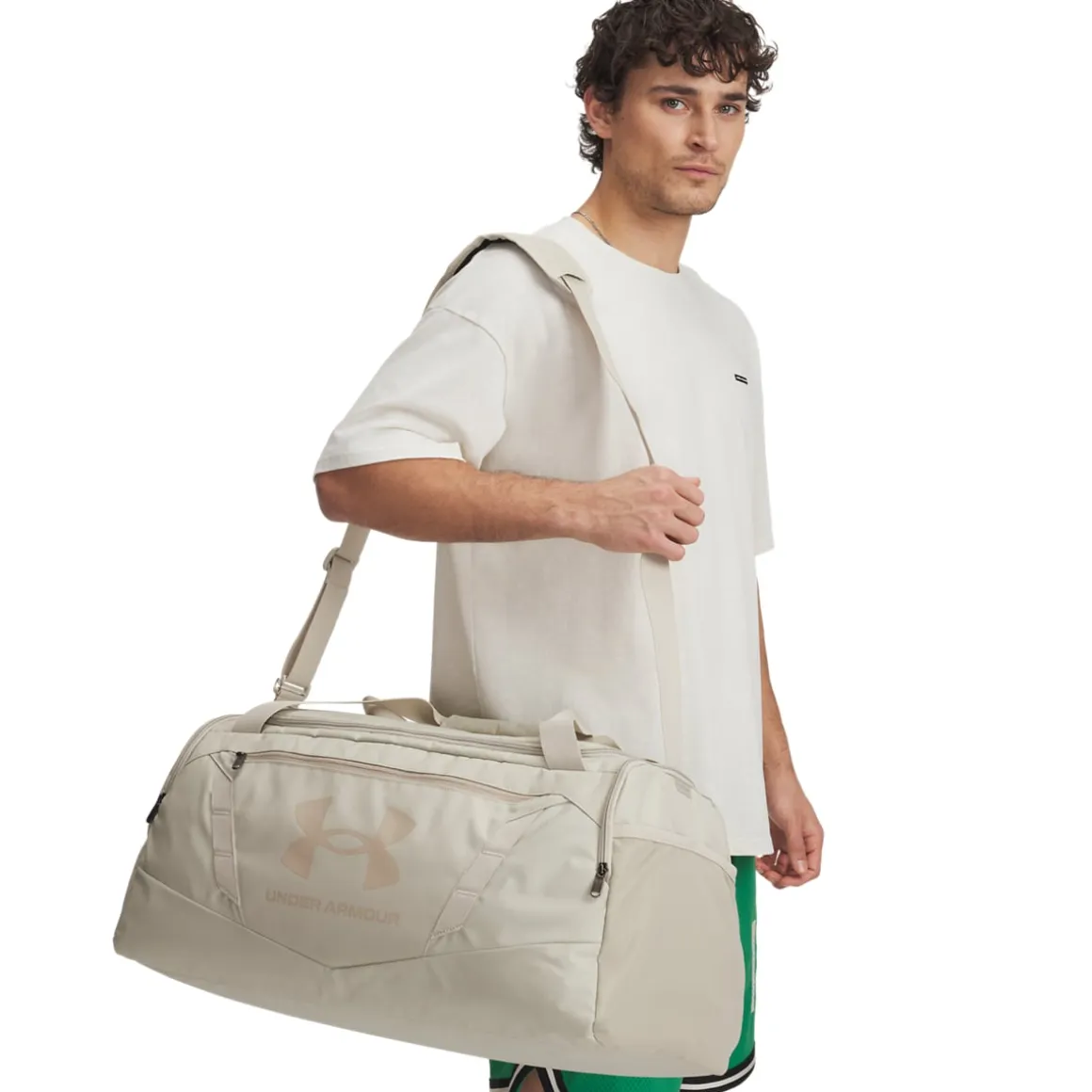 UA Undeniable 5.0 Duffle Medium Desert Sand – One-Size
