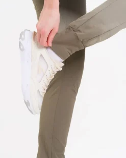 Versatile Outdoor Pants Green Olive