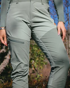W Willow Pants Lily Pad/Laurel Wreath